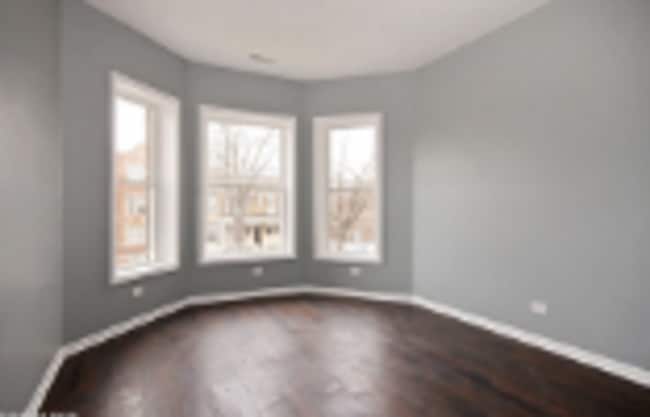 Building Photo - 7311 S Stewart Ave