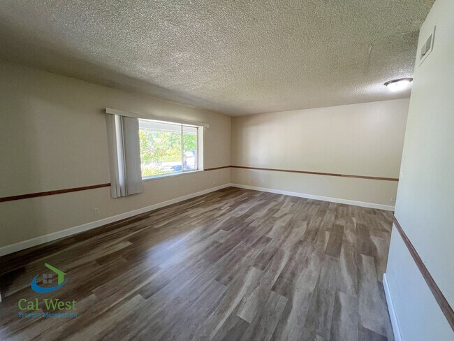 Foto del edificio - $5,295 - 3 Bed 2 Bath Cupertino Home with large back yard near Great Schools