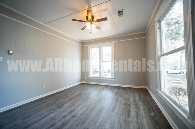 Foto del edificio - 552 Mitchell St