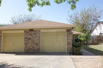 Building Photo - 9714 Eastwend Dr