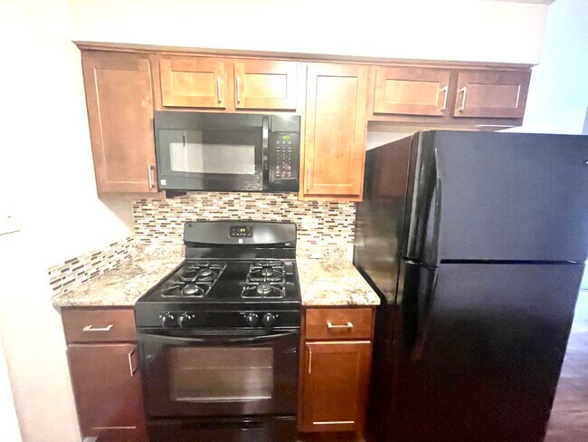 Foto del edificio - 9920 W 153rd St