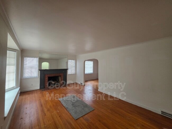 Building Photo - 4224 Bishop St