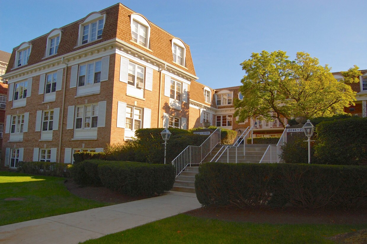 2230 Central Street - 2230 Central St