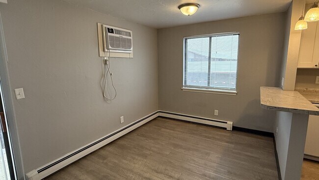 Foto del edificio - 2760 Humboldt Rd