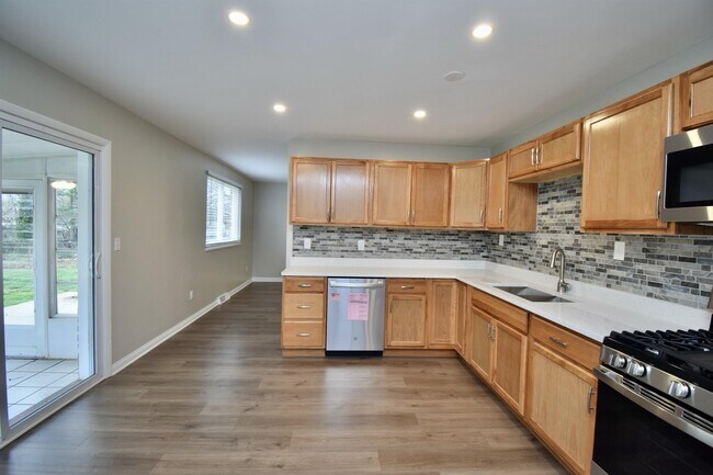 Photo - 7073 Monongahela Dr House