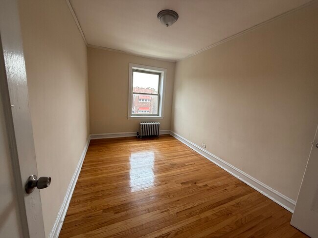 Foto del edificio - 2111 Grove Ave