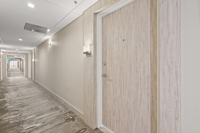 Building Photo - 10275 Collins Ave