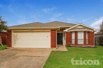 Building Photo - 2308 Stagecoach St