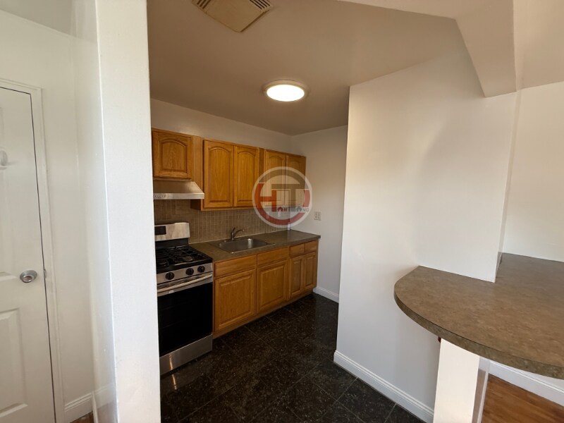 Foto principal - 622 Logan Ave