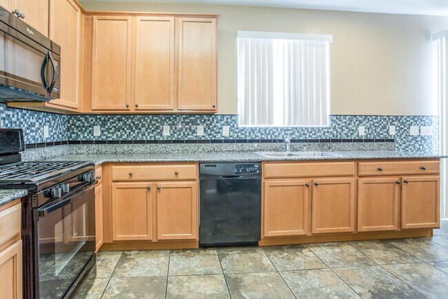 Building Photo - 7914 Port Charles Ct