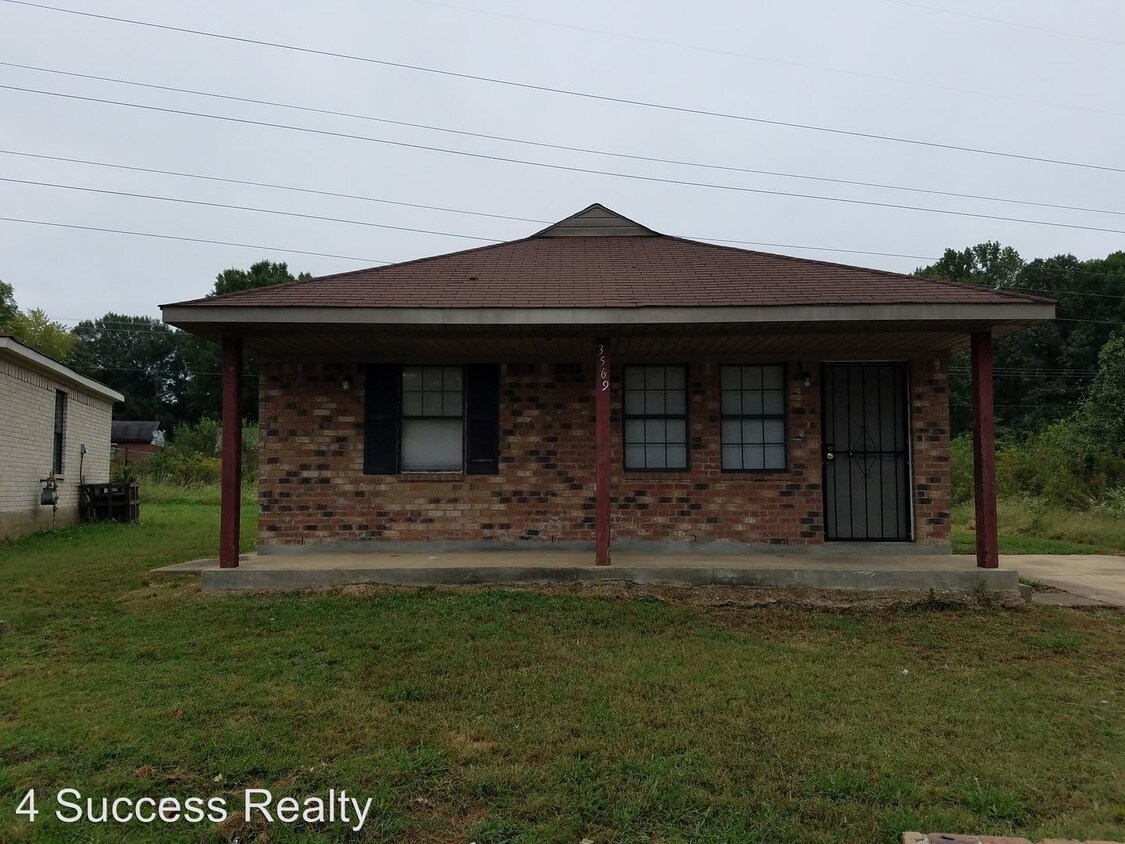 Primary Photo - 3569 Russelwood Dr