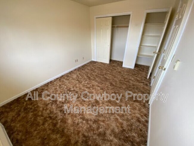 Foto del edificio - 509 E Curtis St