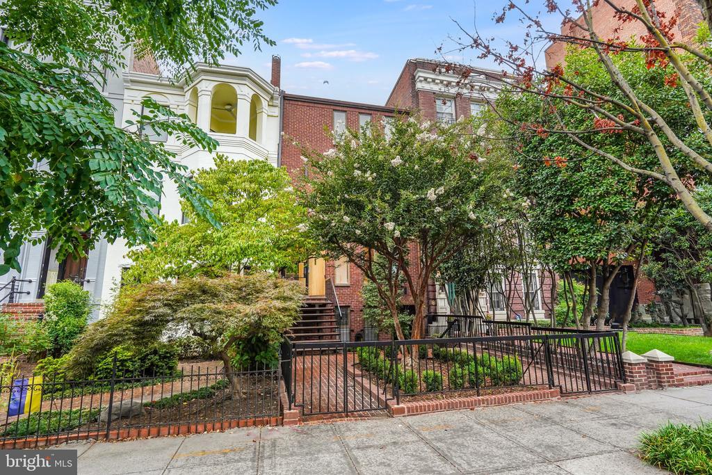 Foto principal - 1712 19th St NW