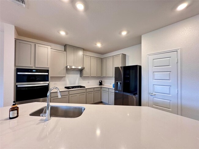 Building Photo - 1709 River Plateau Dr