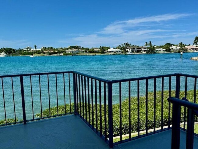 Photo - 755 Saturn St Apartment