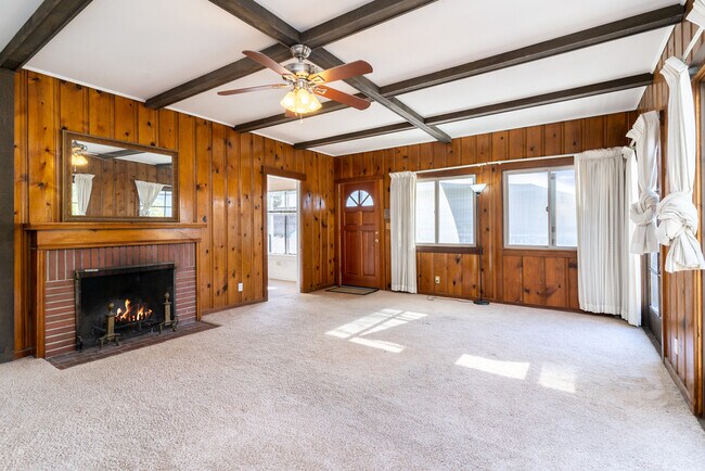 Foto del edificio - 2114 Clinton Ave