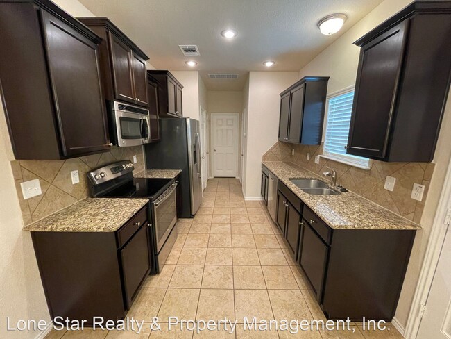 Building Photo - 3 br, 2.5 bath House - 1514 Neff Dr