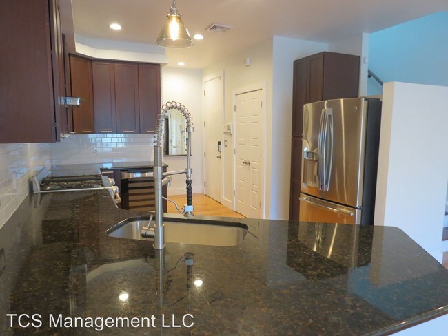 Foto del edificio - 635 N 13th St