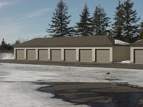 Building Photo - 3174 S Woodfield Blvd