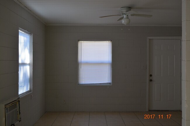 Foto del edificio - 1010 Beecher St