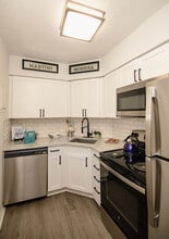 The Laurels apartments — community photo - The Laurels