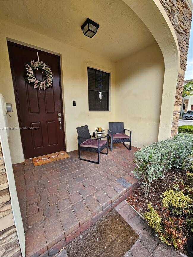 Foto del edificio - 121 SE 33rd Terrace