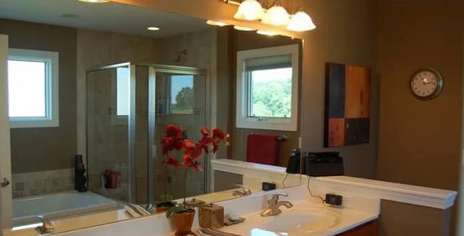 Building Photo - 1613 S 50th Pl