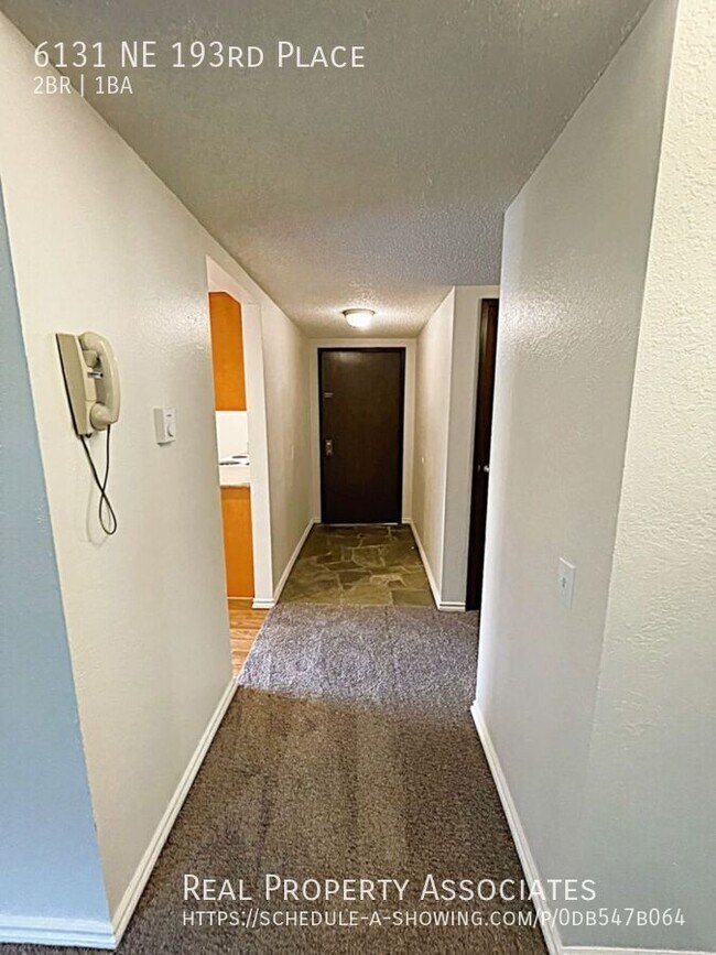 Foto del edificio - 6131 NE 193rd Pl