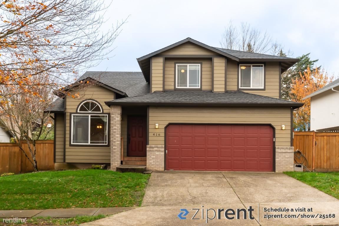 4 br, 2.5 bath House 416 SE 10th St, Tro... House Rental in