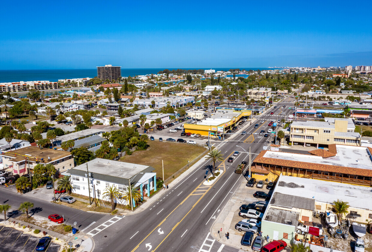 7210 Gulf Blvd, St Pete Beach, FL 33706 - Apartments in St Pete Beach ...