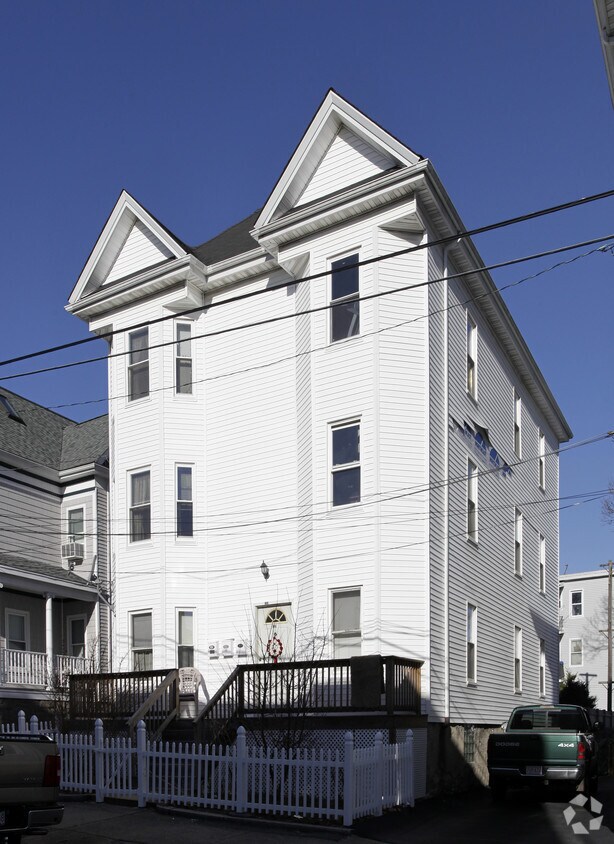 183 Phillips Ave, New Bedford, MA 02746 Apartments in New Bedford, MA