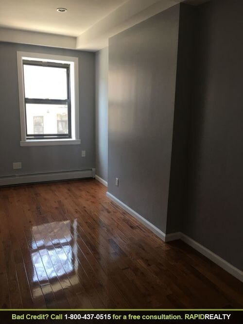 Building Photo - 149 17th St