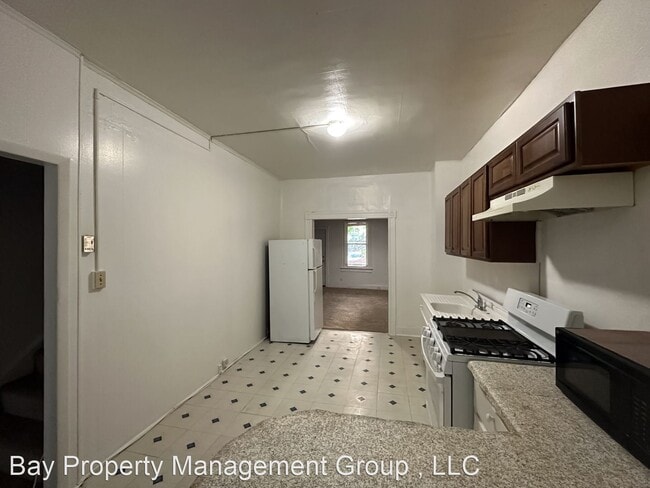 Building Photo - 2 br, 2 bath House - 4409 Falls Rd