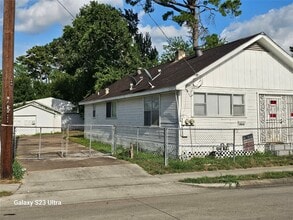 Building Photo - 7914 Lockwood Dr