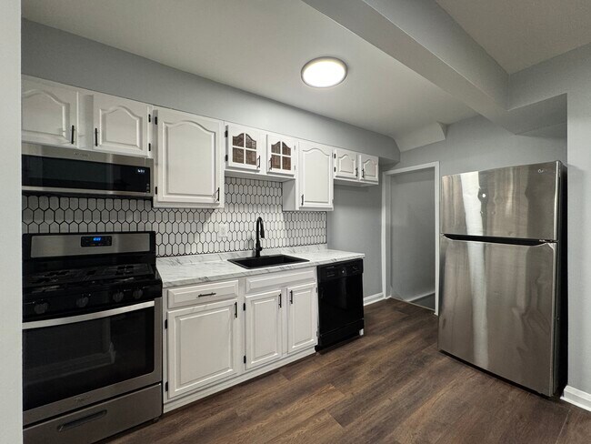 Foto del edificio - 3465 McShane Way