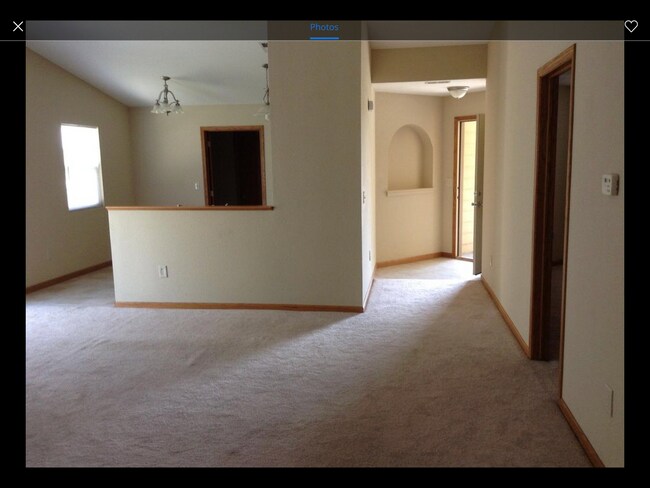 Building Photo - 1622 Clover Dr