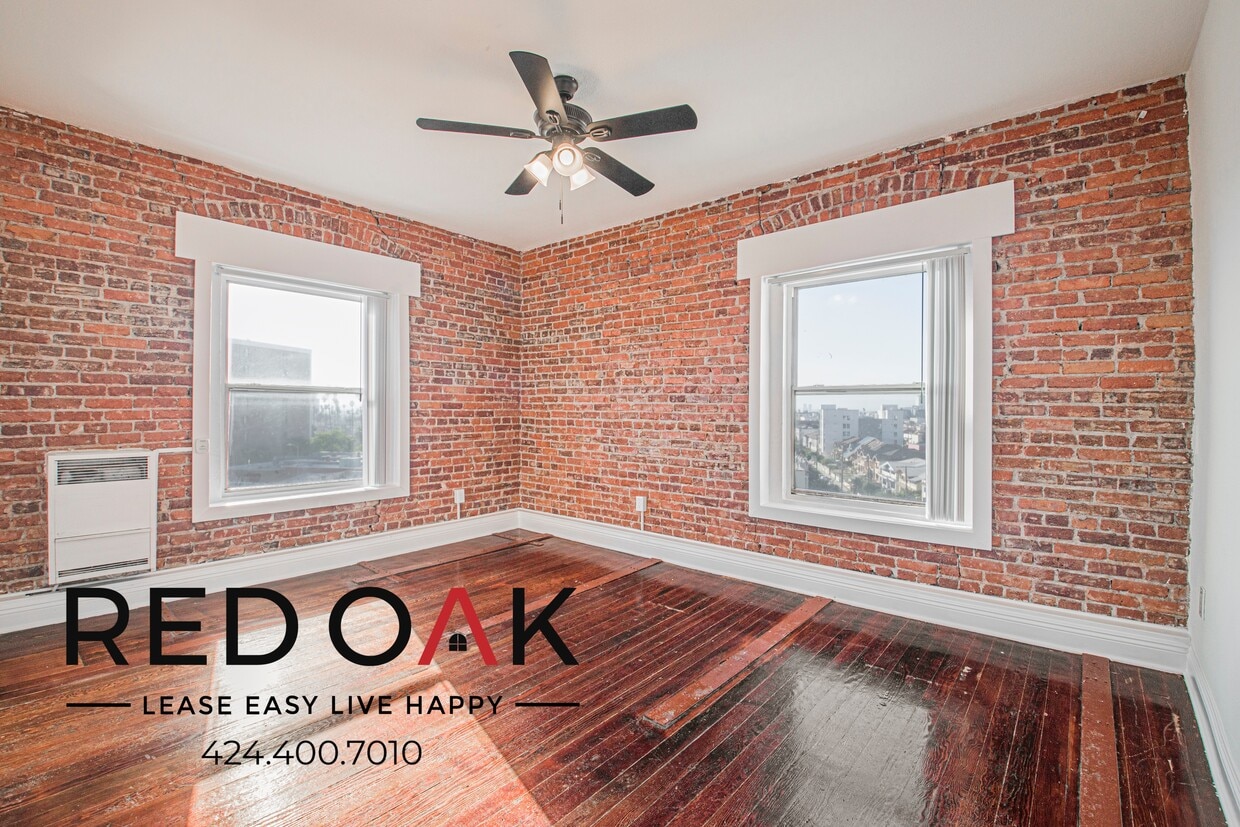 Foto principal - 915 S Carondelet St