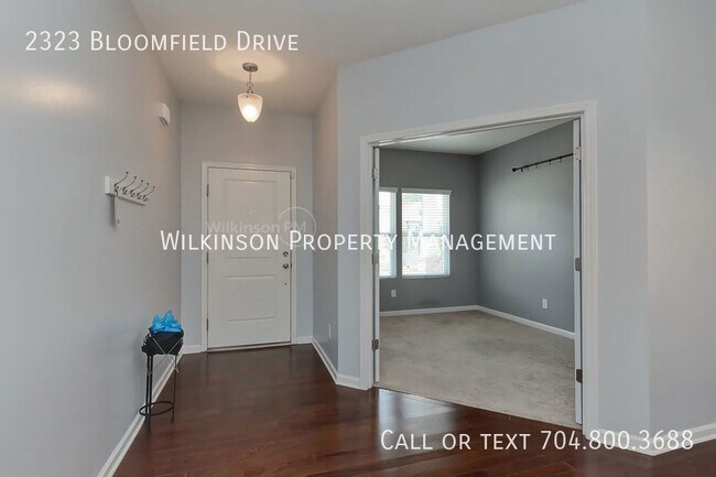 Building Photo - Welcome To This Charming 2-story, 5Bedroom...