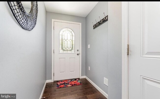 Foto del edificio - 358 Weatherstone Dr