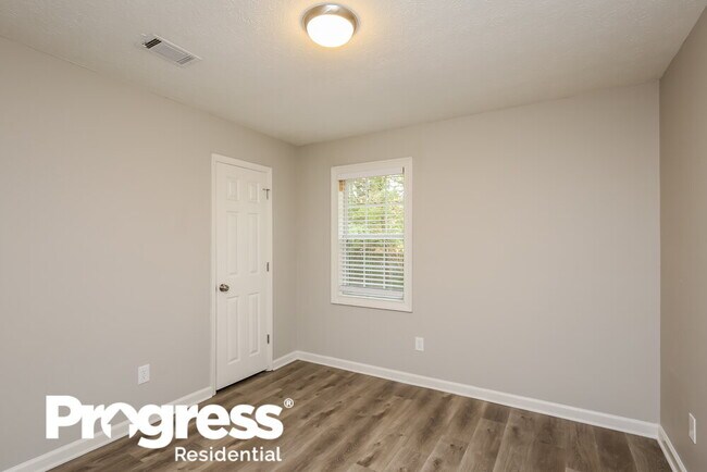 Building Photo - 4921 Sugar Creek Dr