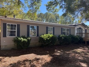 Building Photo - 236 Kue Pass