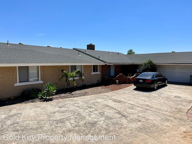 Building Photo - 3 br, 2 bath House - 1023 W. 2nd Avenue