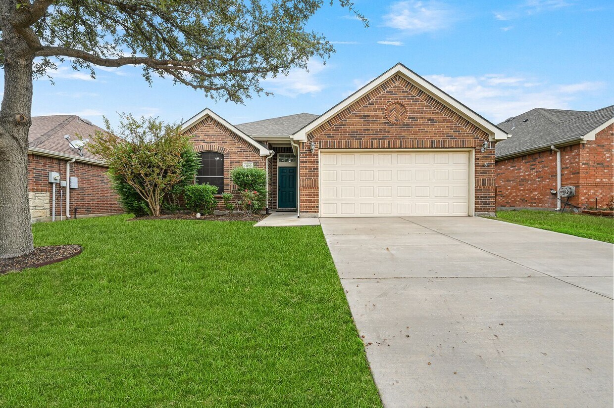 Primary Photo - Upgraded One-Story Gem Located In Desirabl...