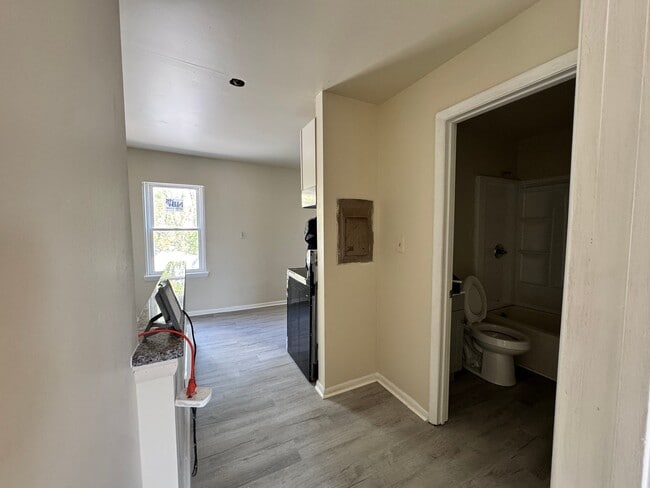 Foto del edificio - 1105 W 4th St