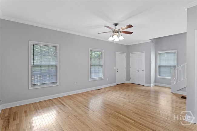 Building Photo - 472 First Street