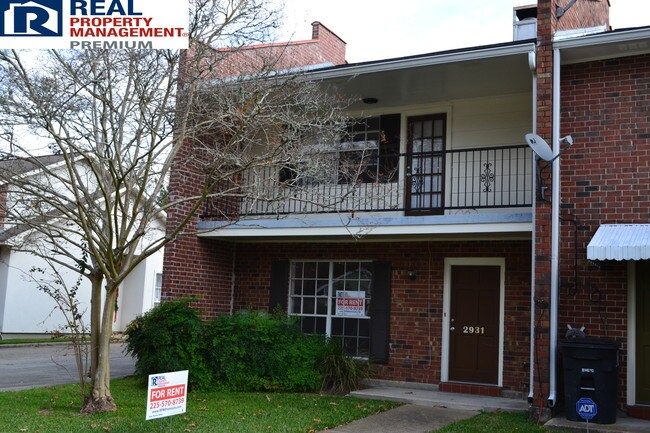 Building Photo - 2931 Toulon Dr