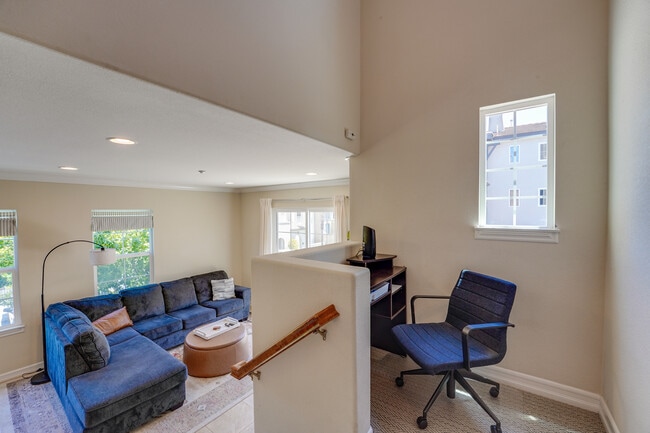 Building Photo - 10454 Zenor Ln