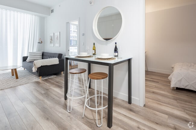 Interior Photo - Loxley Mille Carré