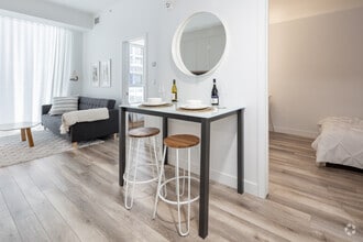 Interior Photo - Loxley Mille Carré