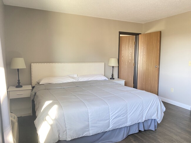 Foto del edificio - 710 2nd Ave N